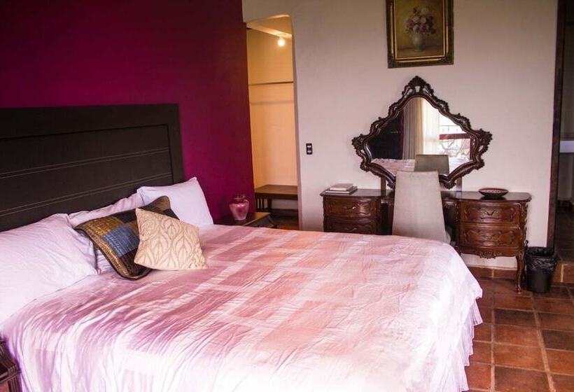 فندق Solache Inn