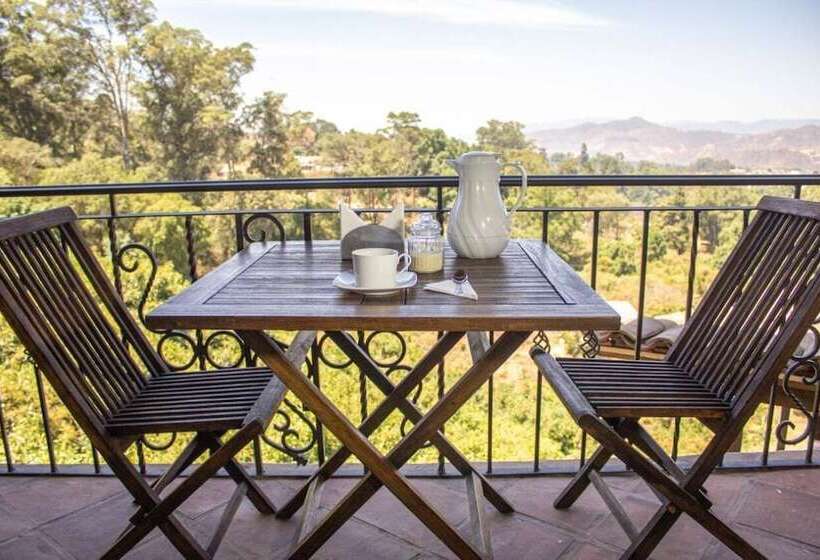 فندق Solache Inn