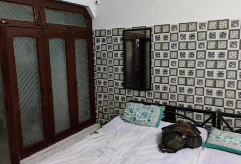 Отель Sonu Bhawan Banquets Prayagraj