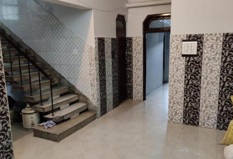 Отель Sonu Bhawan Banquets Prayagraj