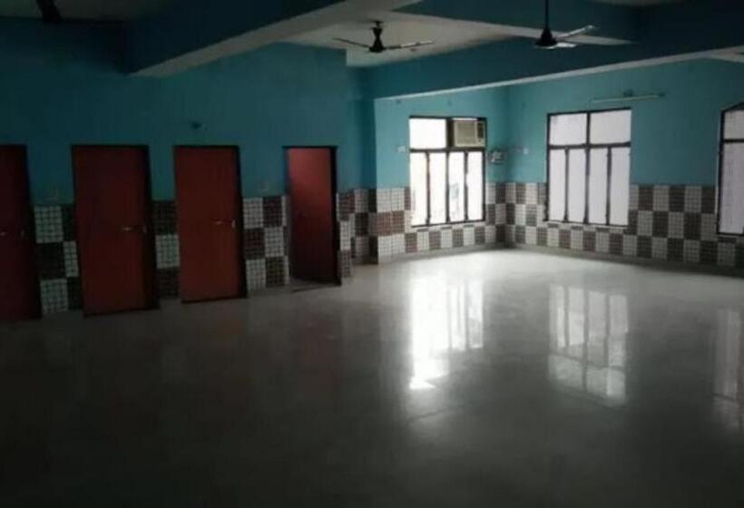 Отель Sonu Bhawan Banquets Prayagraj