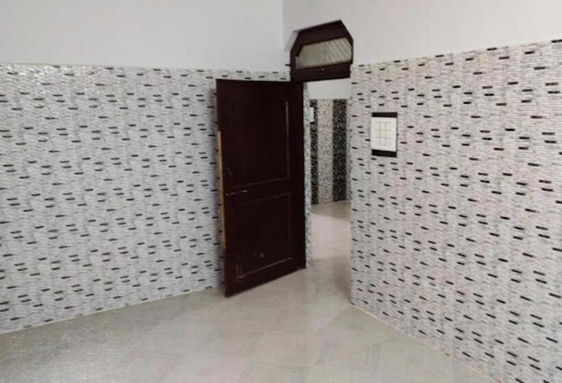 Отель Sonu Bhawan Banquets Prayagraj