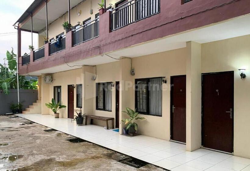 فندق Srb Near Mall Ciputra Cibubur Mitra Reddoorz