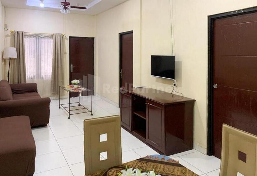 فندق Srb Near Mall Ciputra Cibubur Mitra Reddoorz