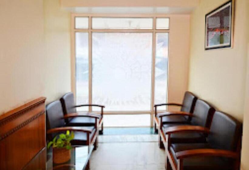 ホテル Suncity Prayagraj