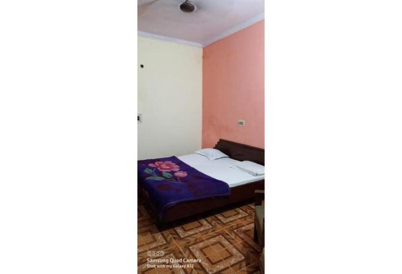 هتل Taj Palace Agra