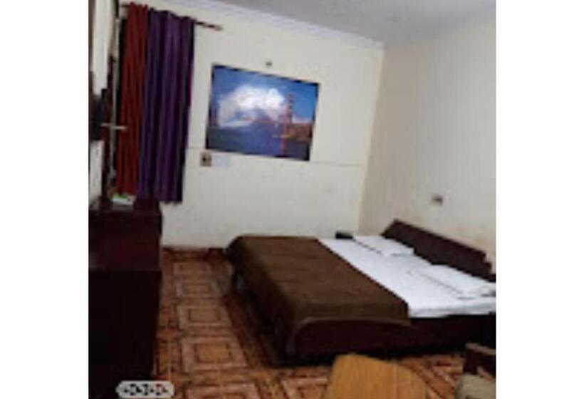 هتل Taj Palace Agra