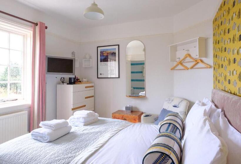 ホテル The Bell Inn