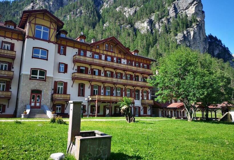 호텔 Villaggio Turistico Ploner   Nel Cuore Delle Dolomiti Tra Cortina E Dobbiaco