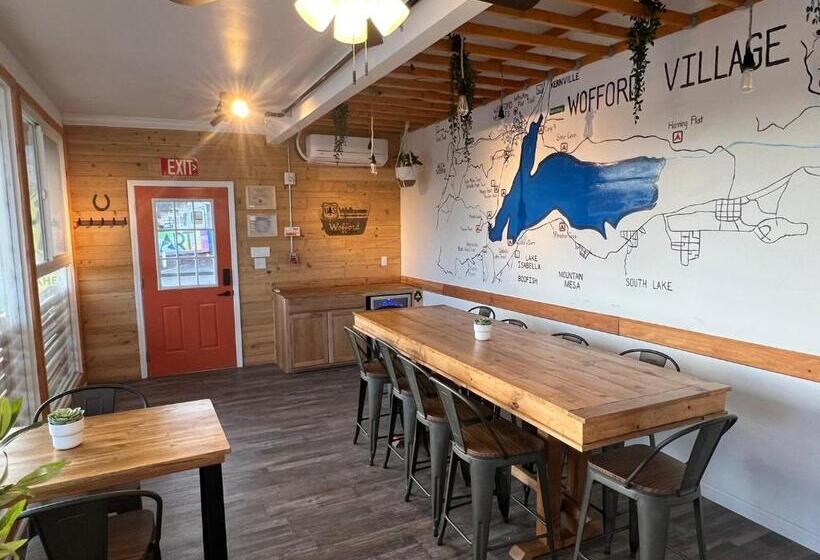 Отель Wofford Village Studios