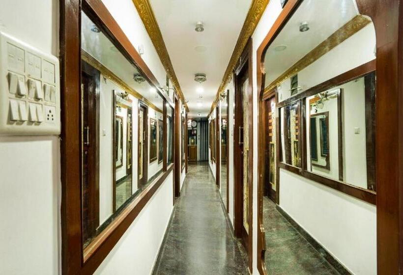 فندق Ya Inn & Suites