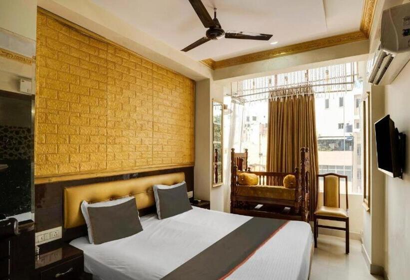 فندق Ya Inn & Suites