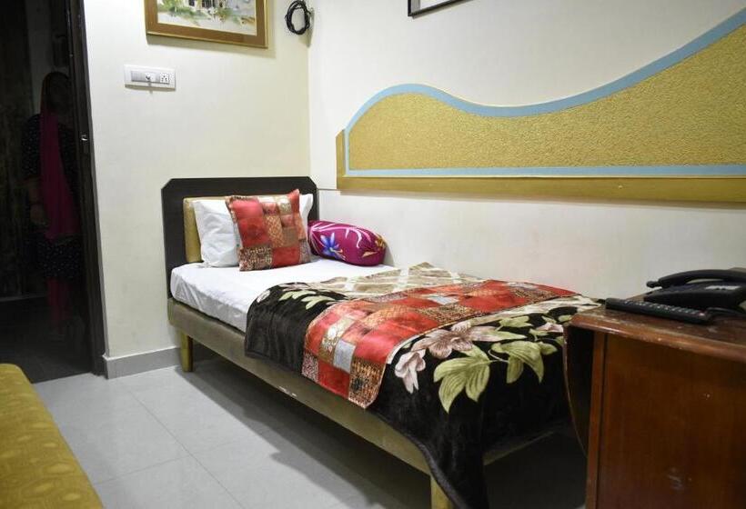 فندق Ya Inn & Suites