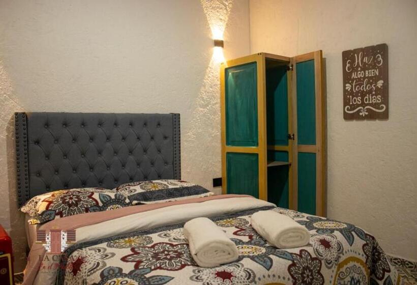 La Casa En El Pueblo  Hotel Experience