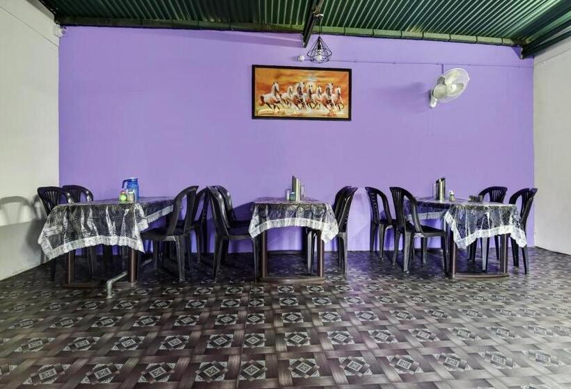 Oyo Hotel Shanti Villa