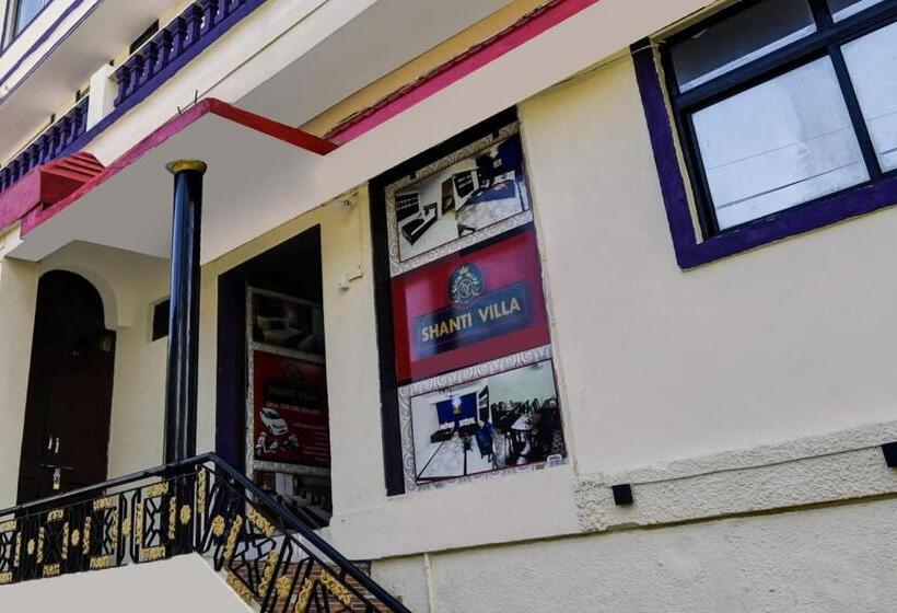 Oyo Hotel Shanti Villa