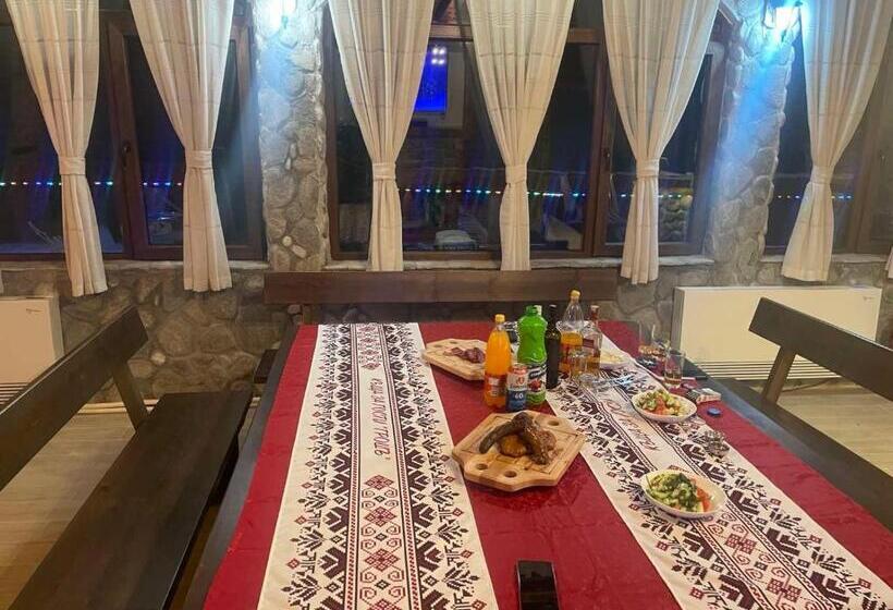 膳宿费 къща за гости грошъ