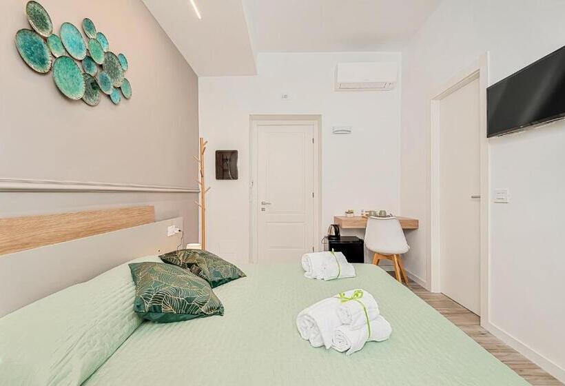 پانسیون 5terre Dei Poeti Plus