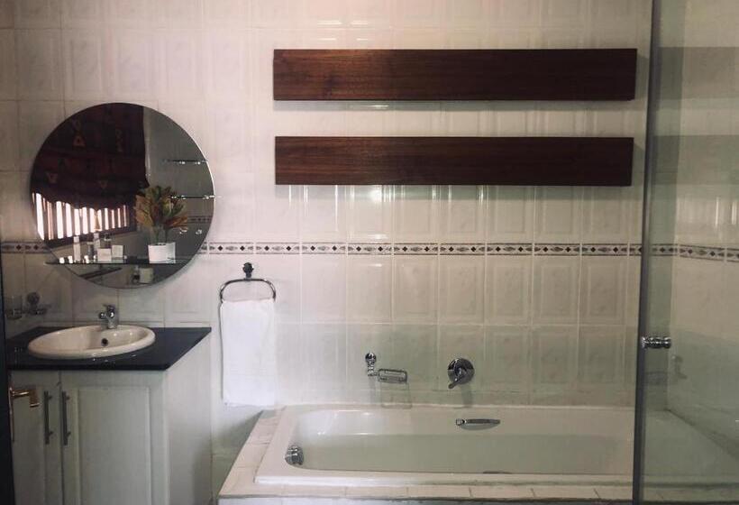 פנסיון Bedfordview Accommodation