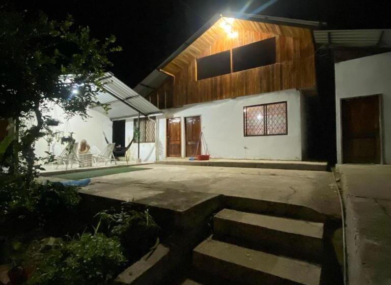 پانسیون Cabañas Barú