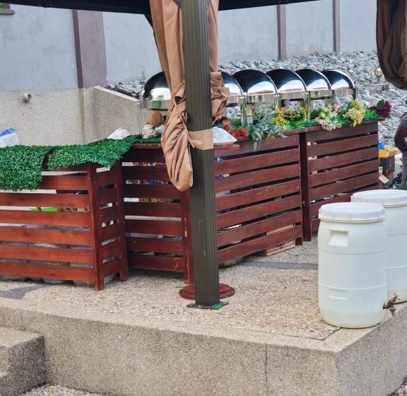 پانسیون Casa Consuelo Guest House