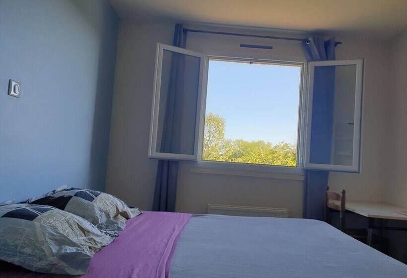 펜션 Chambre Avec Cuisine équipée Sur Demande