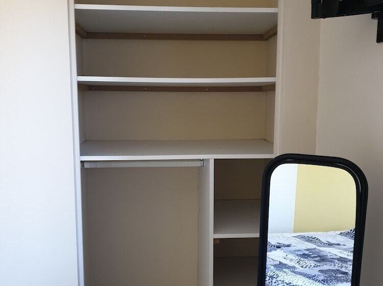 펜션 Chambre Avec Cuisine équipée Sur Demande