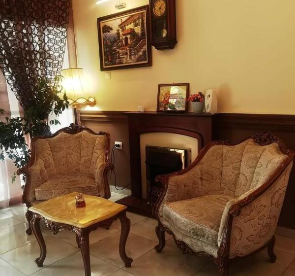 膳宿费 City House