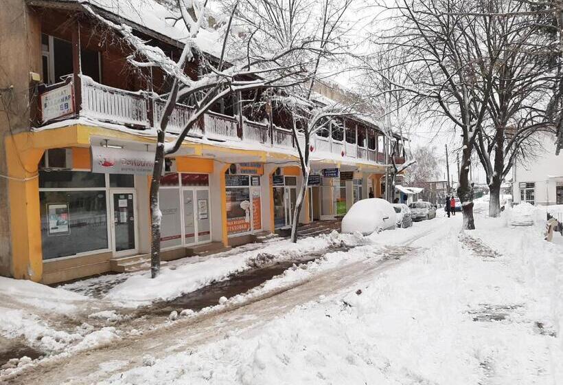 膳宿费 City House