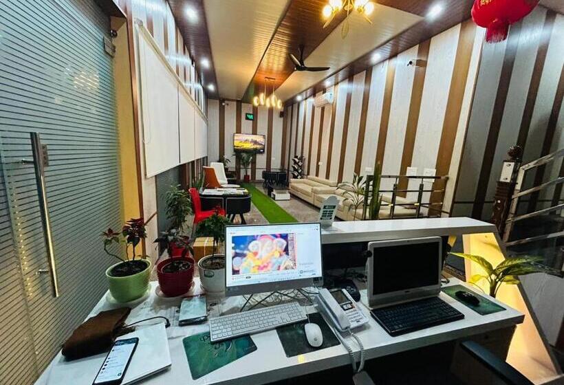 פנסיון Cohouse