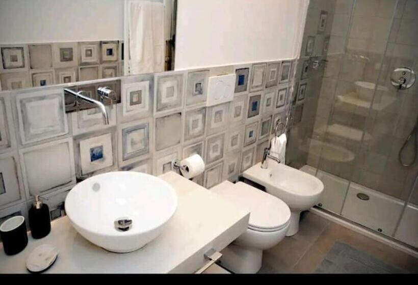 פנסיון Debirooms