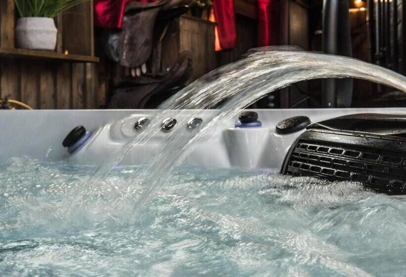 פנסיון Drumbo Country House