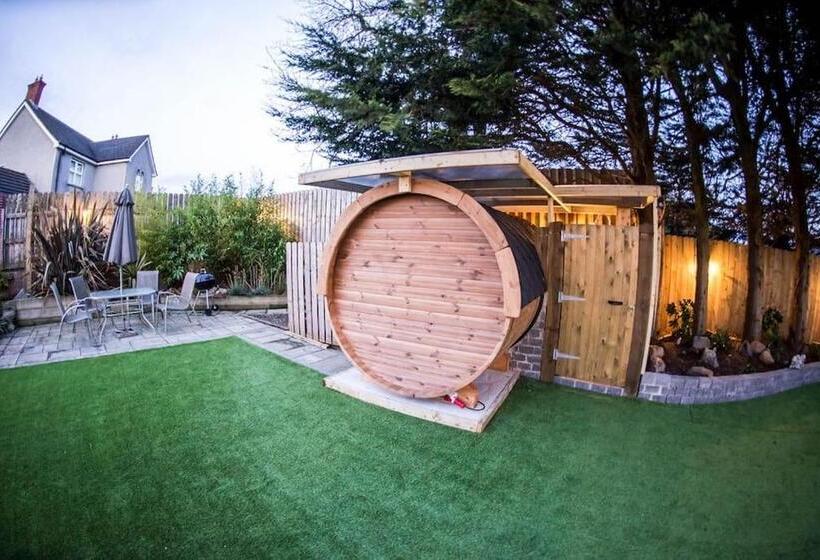 ペンション Drumbo Country House