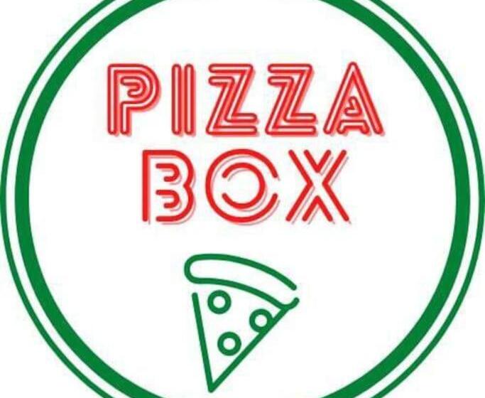 ペンション Drumbo Country House