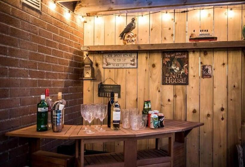 ペンション Drumbo Country House