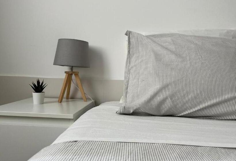 膳宿费 Espírito Azul Guest House   Rooms To Rent, 2 Minutes Walking From The Beach, Marina And Our Dive Cen