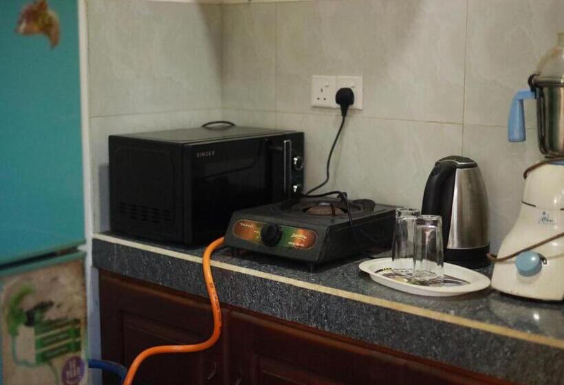 ペンション G V N Villa Ahangama