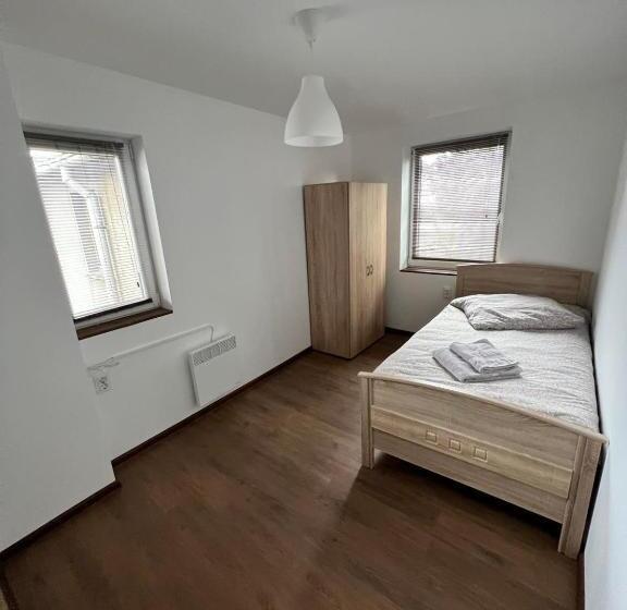 بنسيون Gästehaus Emeli