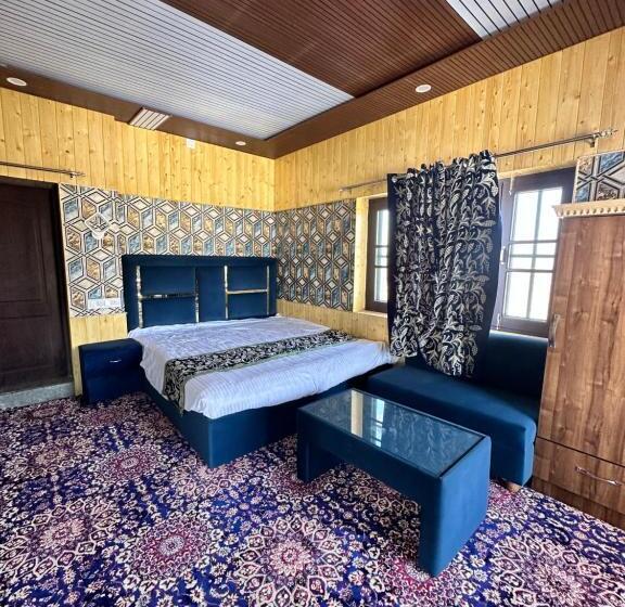 ペンション Hideaway Cottages