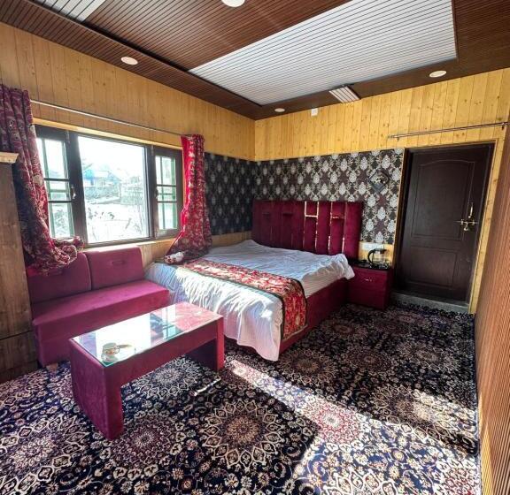 ペンション Hideaway Cottages