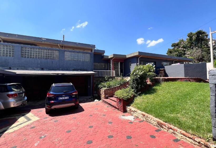 ペンション Honeyhills Excellence Resorts B