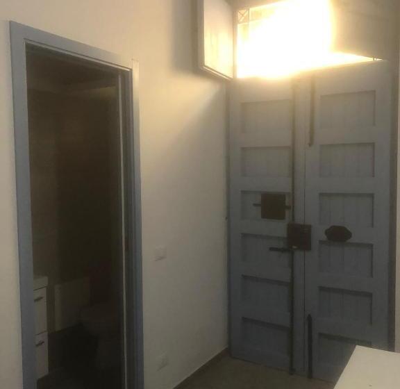 Пансион Isabella Home