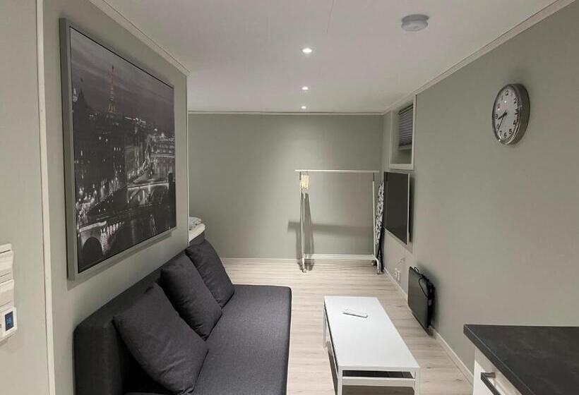 پانسیون Cozy Basement Apartment In Orkanger