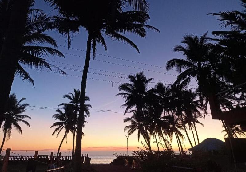 פנסיון Leon Home Stay