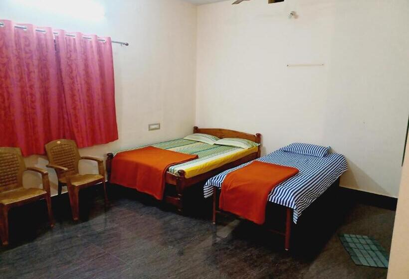 膳宿费 Mahadevi Guest House