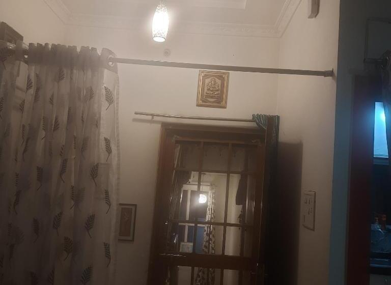 بنسيون Premanand S House