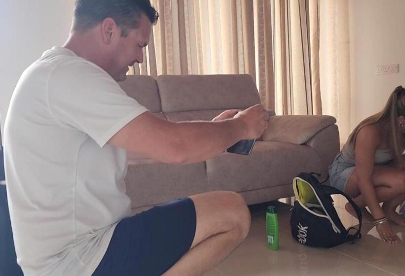 פנסיון Regno Residence The Infinity By Netflix