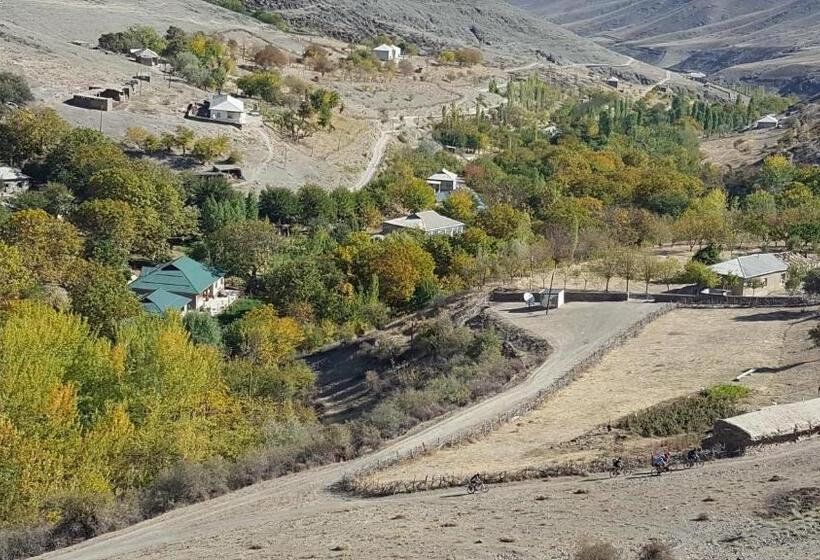 بنسيون Shiringul Guesthouse In Nuratau Mountain