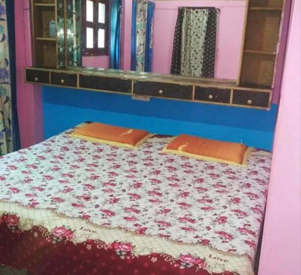 פנסיון Vaishnavi Paying Guest House