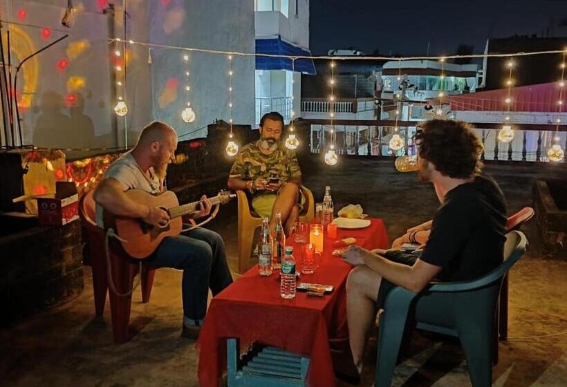 Пансион Manikandan Guest House